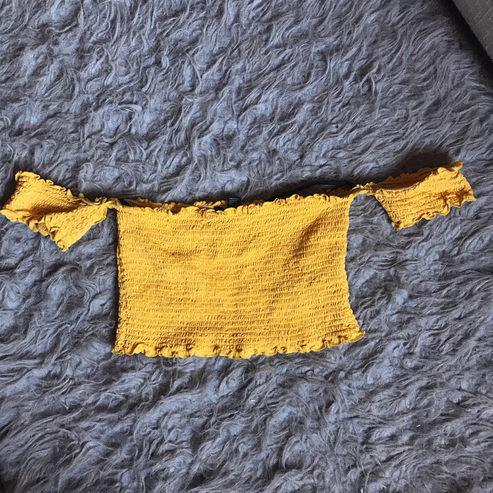 Yellow off the shoulder lettuce/crinkle crop top!